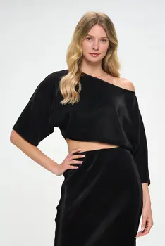 Vibrant Plisse Scoop Neck Crop Top