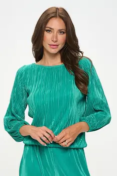 Made in USA Plisse Solid Round neck Top with 3/4 Sleeve