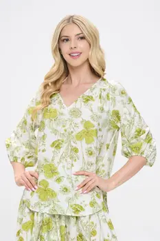 Floral Print V neck 3/4 Sleeve Top