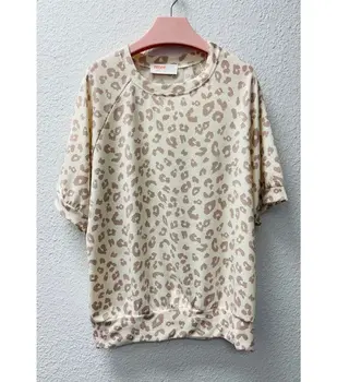 ANIMAL PRINT SHORT SLEEVE SWEATSHIRT