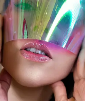 Holographic Lip-gloss 2